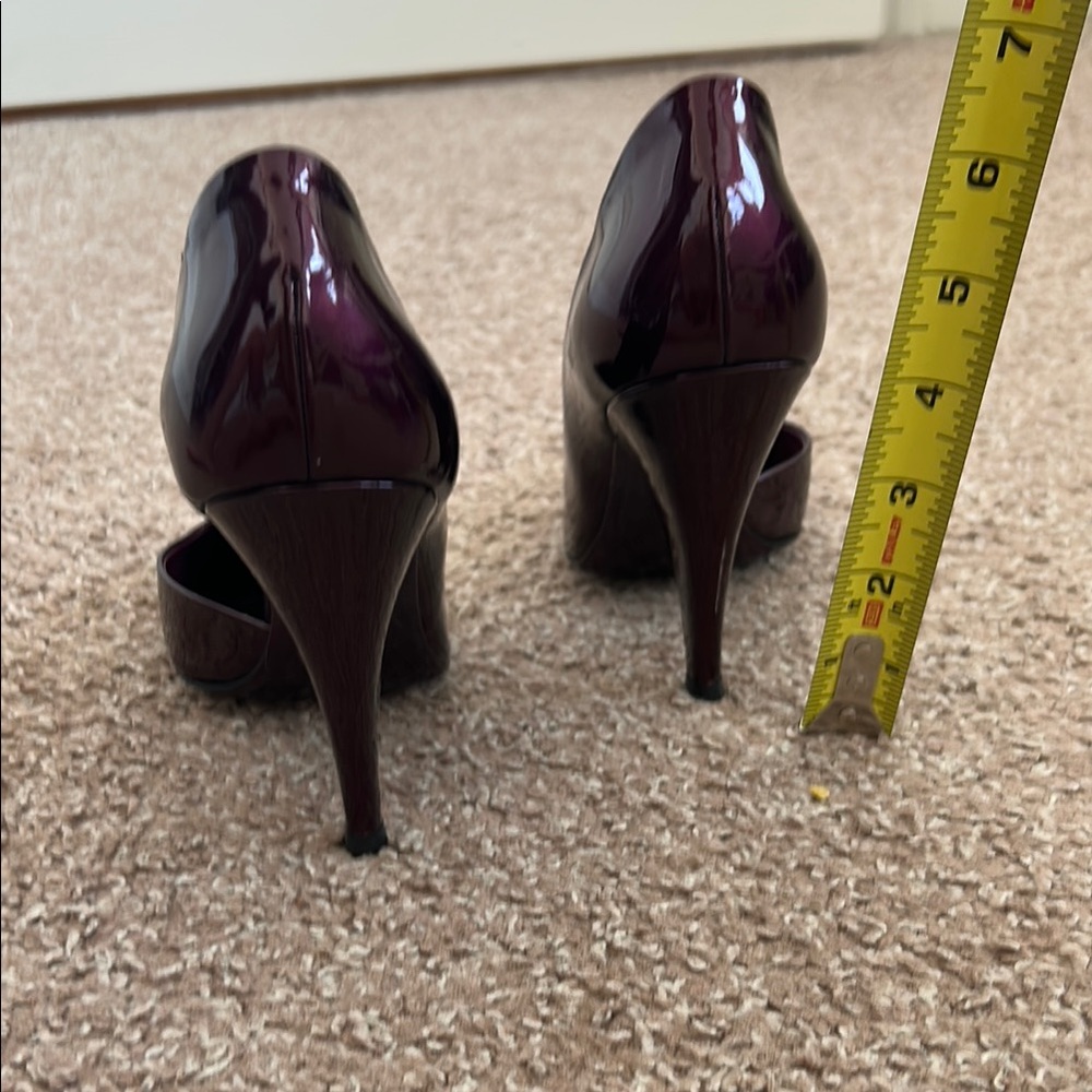 Miu Miu Purple Patent Leather Heels - Picture 11 of 15